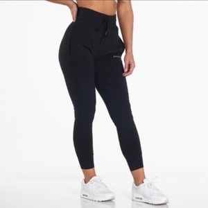 NVGTN Jet Black Joggers